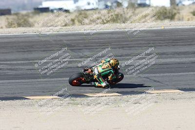 media/Dec-07-2025-CVMA (Sun) [[3e7d2de5dc]]/Race 5-Formula UL-CVMA Hooligans-American Thunder/